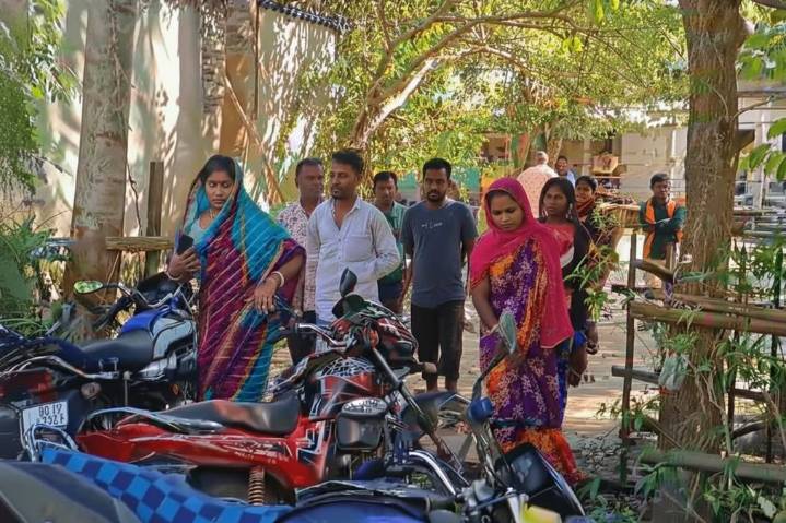 Normalcy returns to Malkangiri, internet shutdown extended till Monday noon