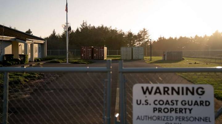US Coast Guard returns rescue helicopter to Newport