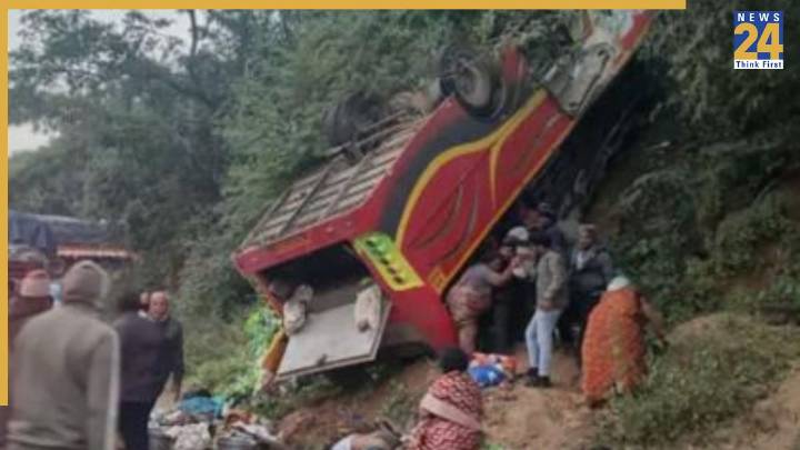 10 Dead as Bus carrying Pilgrims falls into Gorge in Andhra Pradesh