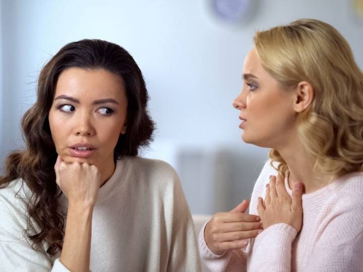 Dear Annie: My sister leaves me outdone in every conversation, and at every family gathering