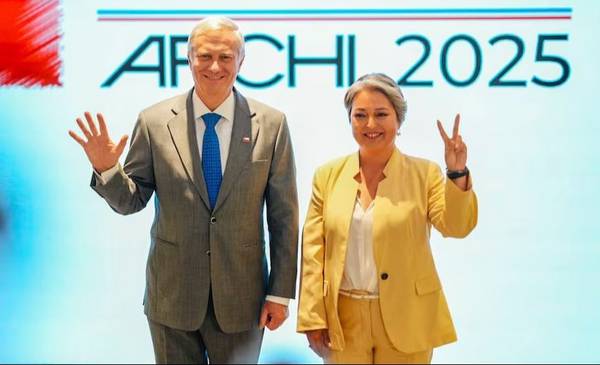 Kast y Jara debatieron a pura chicana a dos semanas del balotaje