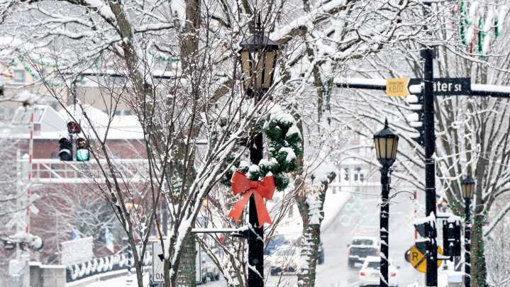 Brief burst of 'heavy' snow possible Thursday in Akron