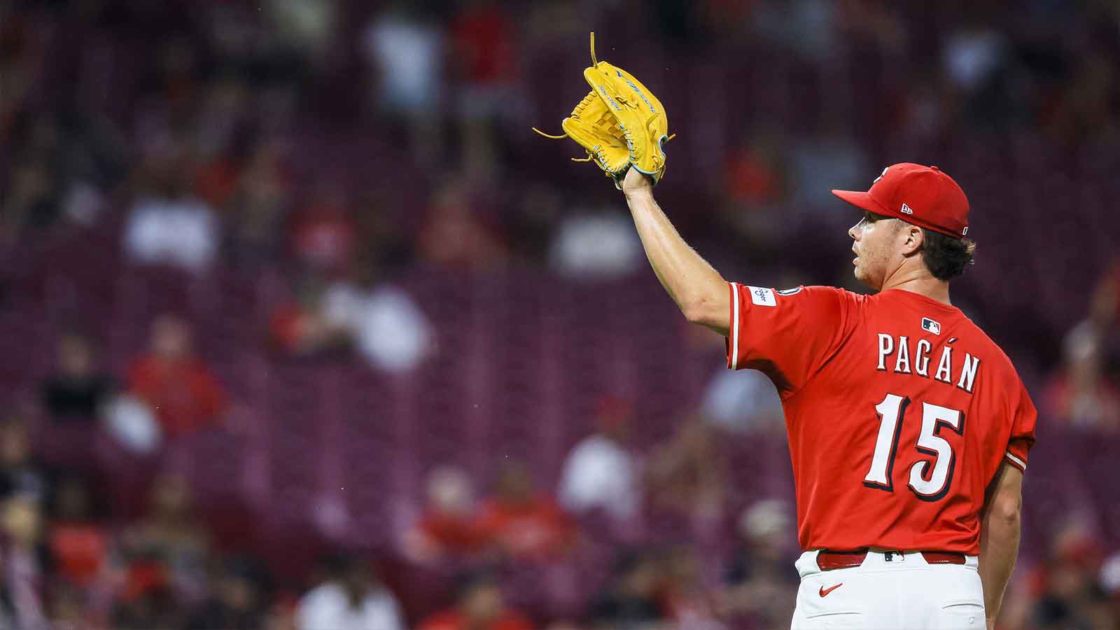 Pitcher Emilio Pagan agrees to Reds return on $20 million contract