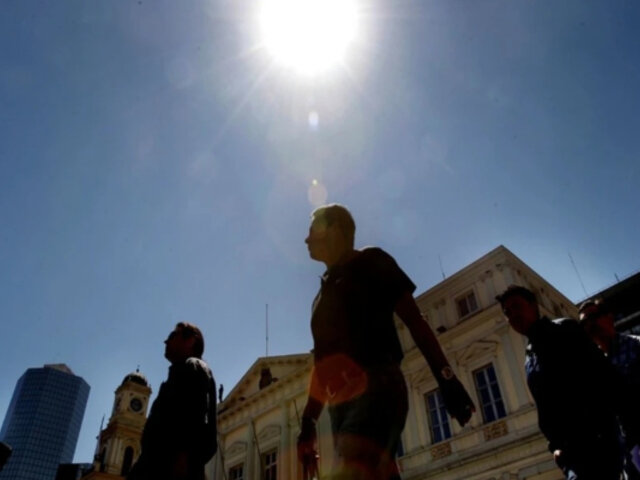 Senamhi activa alerta roja en 19 regiones del país por temperaturas extremas cerca a los 40 grados