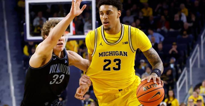 Michigan Basketball dismantles Villanova, 89