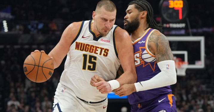 Jokic scores 26 and Murray adds 24 to lead the hot-shooting Nuggets past the Suns 130
