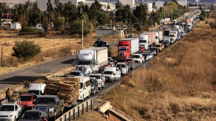 13 CARRETERAS y AUTOPISTAS permanecen con bloqueos HOY jueves 11 de diciembre EN VIVO
