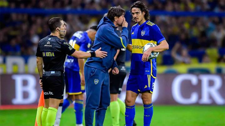 ¿Que pasó entre Cavani y Diego Martínez? Revelaron un tenso cruce durante un entrenamiento