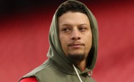 Video: Patrick Mahomes suffers scary injury in the end of Chiefs