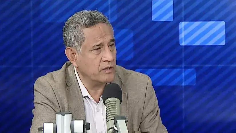 Mesías Guevara, candidato presidencial del Partido Morado, plantea solicitar facultades legislativas para los primeros cien días y eliminar leyes 'procrimen'