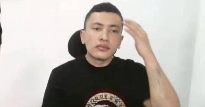 No le valió lanzarse al patio de otra casa: lo alcanzaron y le hallaron droga y armas en Caldas