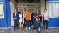 Las cabinas de Equipos Lagos pintan coches, autobuses y trenes para la japonesa Meimei