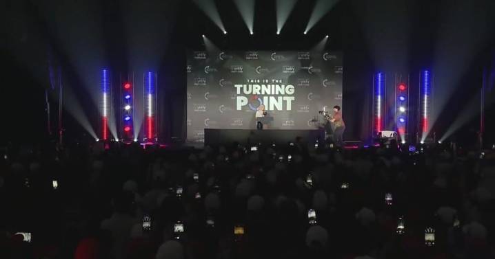 Gov. Abbott announces statewide push to expand Turning Point USA chapters in Texas high schools