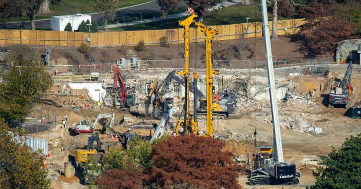 Historic preservation group sues Trump over White House ballroom project