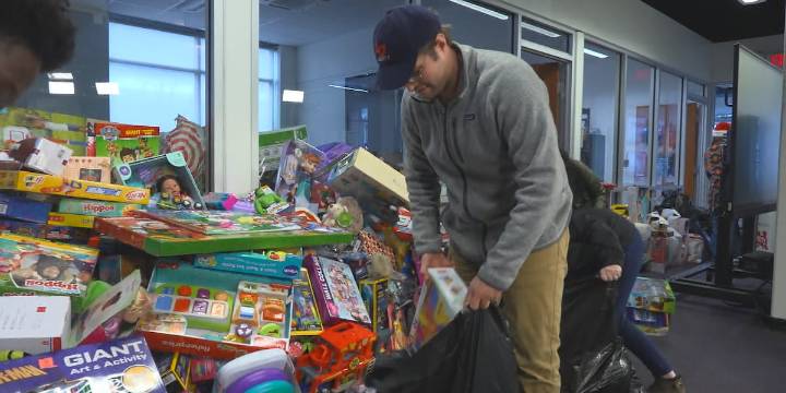 THANK YOU ENC! Thousands of toy donations mark a successful Toys for Tots drive at WITN