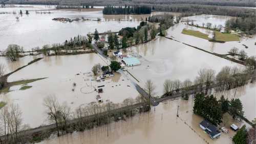 Washington residents evacuate amid catastrophic flooding