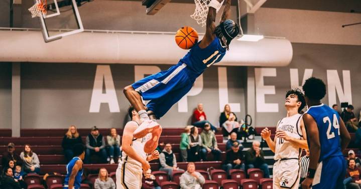 Cairo races past Cobden in boys basketball