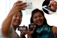 Apple designates popular iPhone model obsolete, leaving furious users without support