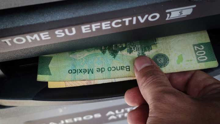 ¿Dónde Pagarán Salario Mínimo de 13,409 Pesos en 2026? Estos Son los 43 Municipios en México