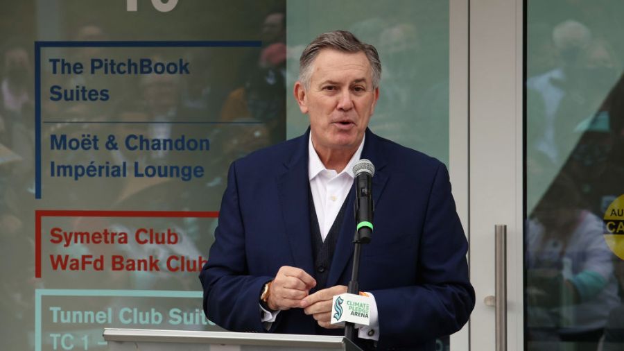 Trump pardons Tim Leiweke in federal bid