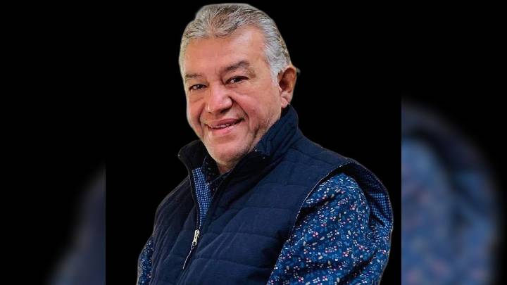 Exige Héctor Laug que no haya dedazo en el proceso interno del PRI; se convierte en cuarto aspirante a la dirigencia