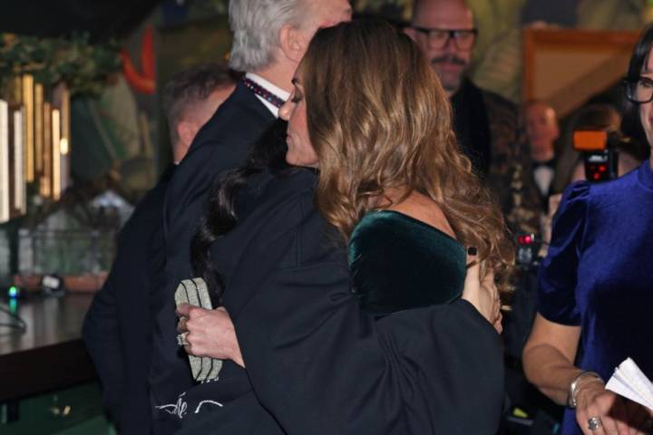 Jessie J Talks Breaking Royal Protocol to Hug Kate Middleton