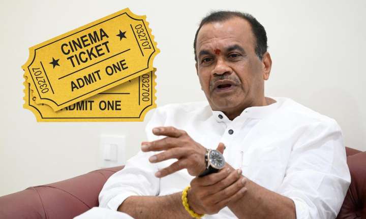 Exhibitors Welcome Minister Komatireddy’s Decision on Ticket Rate Hikes