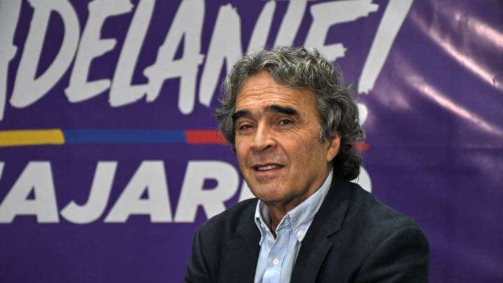 Fajardo rechaza participar en la consulta de marzo; advierte que este mecanismo fortalece a los extremos y la polarización