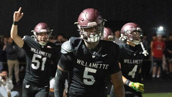 UO football coach Dan Lanning lands nation's No. 2 recruiting class