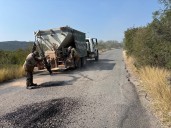 JEC intensifica trabajos de bacheo en la carretera libre de Cerritos
