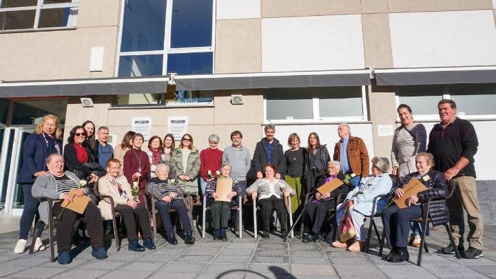 Inaugurada la exposición "Mujeres rurales de Cabrales" en Arenas