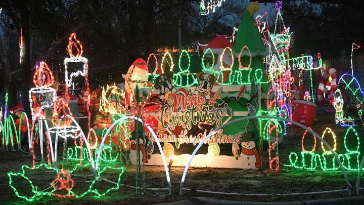 Where to see Christmas lights in the Wilmington area