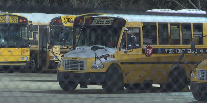Lexington man raises concerns about school buses speeding near New Circle Road
