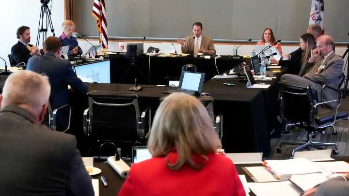 Regents approve UI Center for Intellectual Freedom bylaws after delay