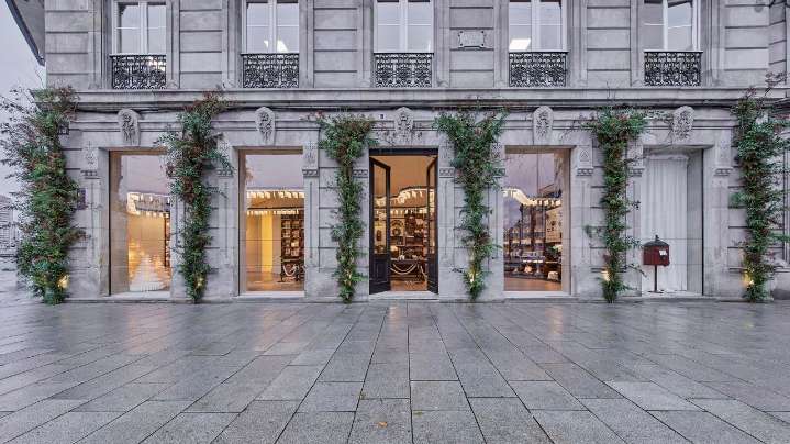 Zara Home recrea en A Coruña una oficina postal de época para celebrar la Navidad