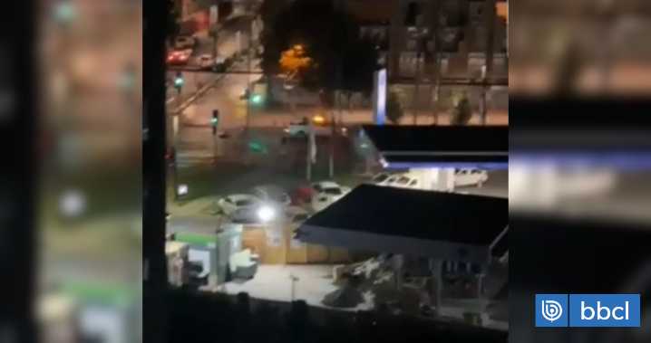 Hombre baleado en Estación Central tras asomarse a ver riña desde su balcón: 2 detenidos