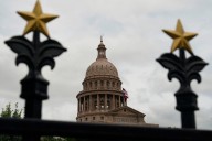 Supreme Court allows Texas to use a congressional map favorable to Republicans in 2026