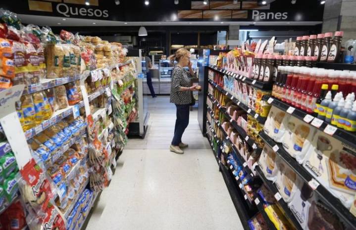 Inflación de noviembre: qué dicen las consultoras privadas