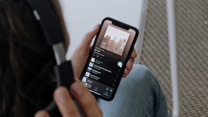 Top Oyentes Mensuales Spotify: La Guía Completa para Construir Impulso Real