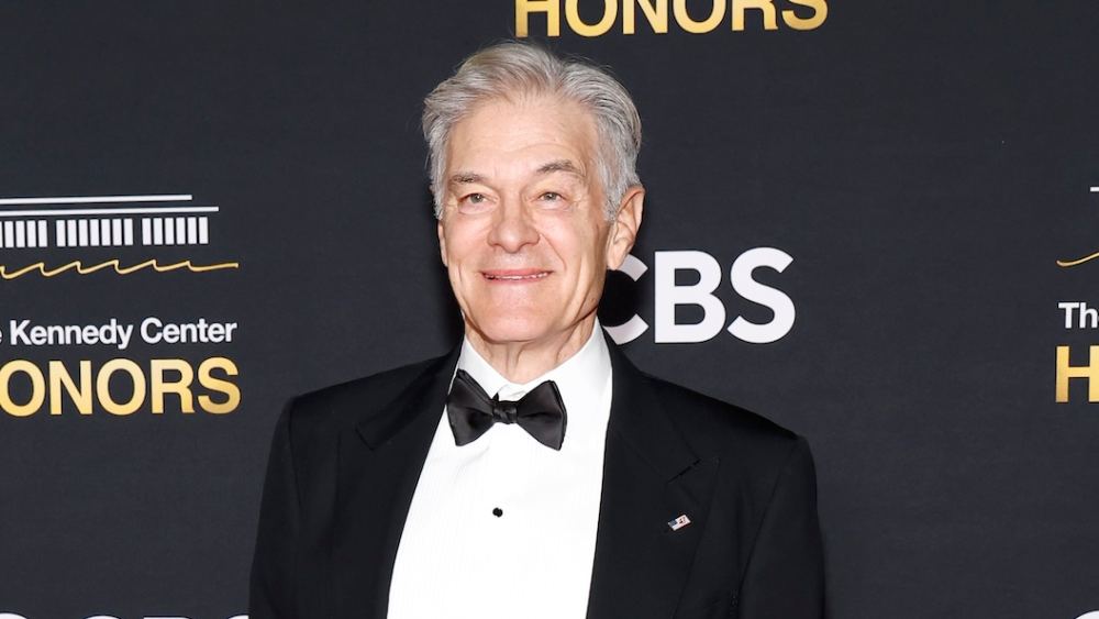 Dr. Oz Tells Federal Employees to Eat Less Over the Holidays: Report