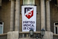 Crisis interna: Jóvenes radicales realizan “toma simbólica” ante cierre inminente de la colectividad