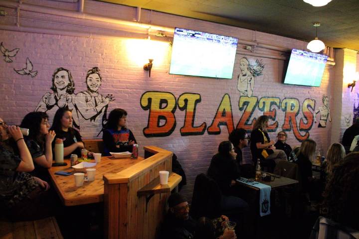 Inside Brooklyn's first women's sports bar: 'We just wanted the Liberty game on'
