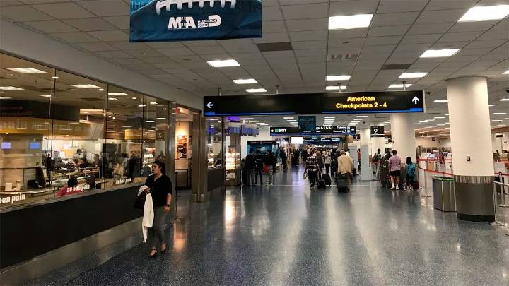 Haga patria, no viaje. (Y menos a Miaaameee)