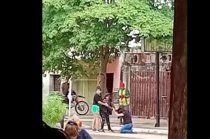 "Roba maridos": tía y sobrina se trenzaron a golpes por una presunta infidelidad