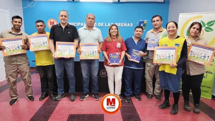 Las Breñas: el municipio entregó material escolar sobre enfermedades transmitidas por Aedes aegypti