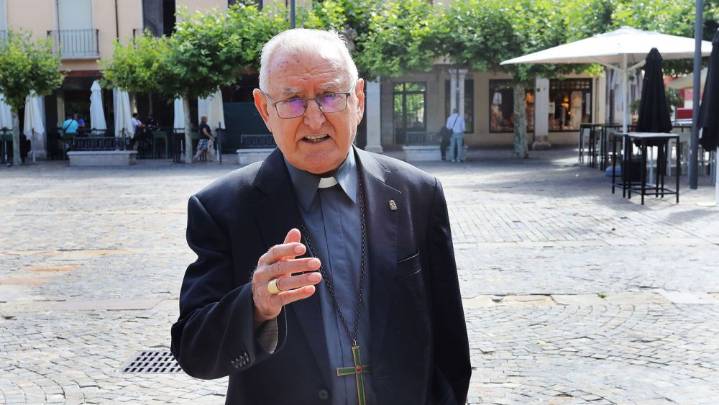 Un obispo leonés le quita el nombre de una calle al Che Guevara