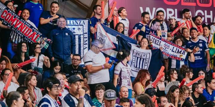 Alianza Lima debutó arropado por su hinchada en el Mundial de Clubes de Vóley 2025: “Es increíble haber venido a alentar”