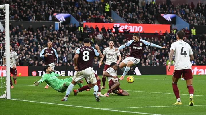 Ten seconds of chaos: Buendia and the beauty of a goalmouth scramble