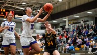 Iowa high school basketball scores IHSAA and IGHSAU seasons
