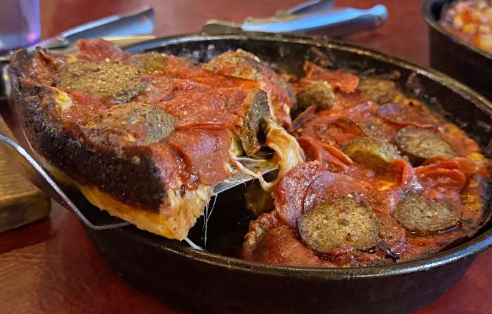 We tried the top-ranked pizza in America and the crust is a game